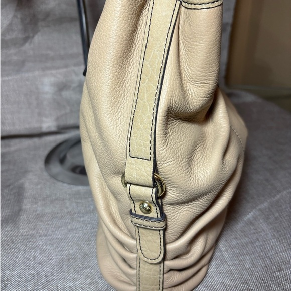 Etienne Aigner Tan 3-Way Shoulder Bag - Picture 3 of 12